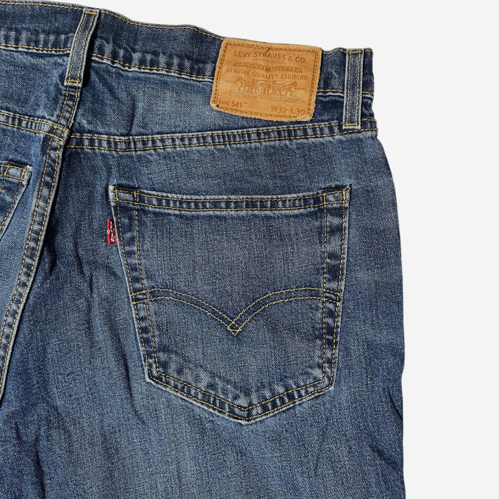 Levi's 541 Athletic Taper Fit W32 x L30