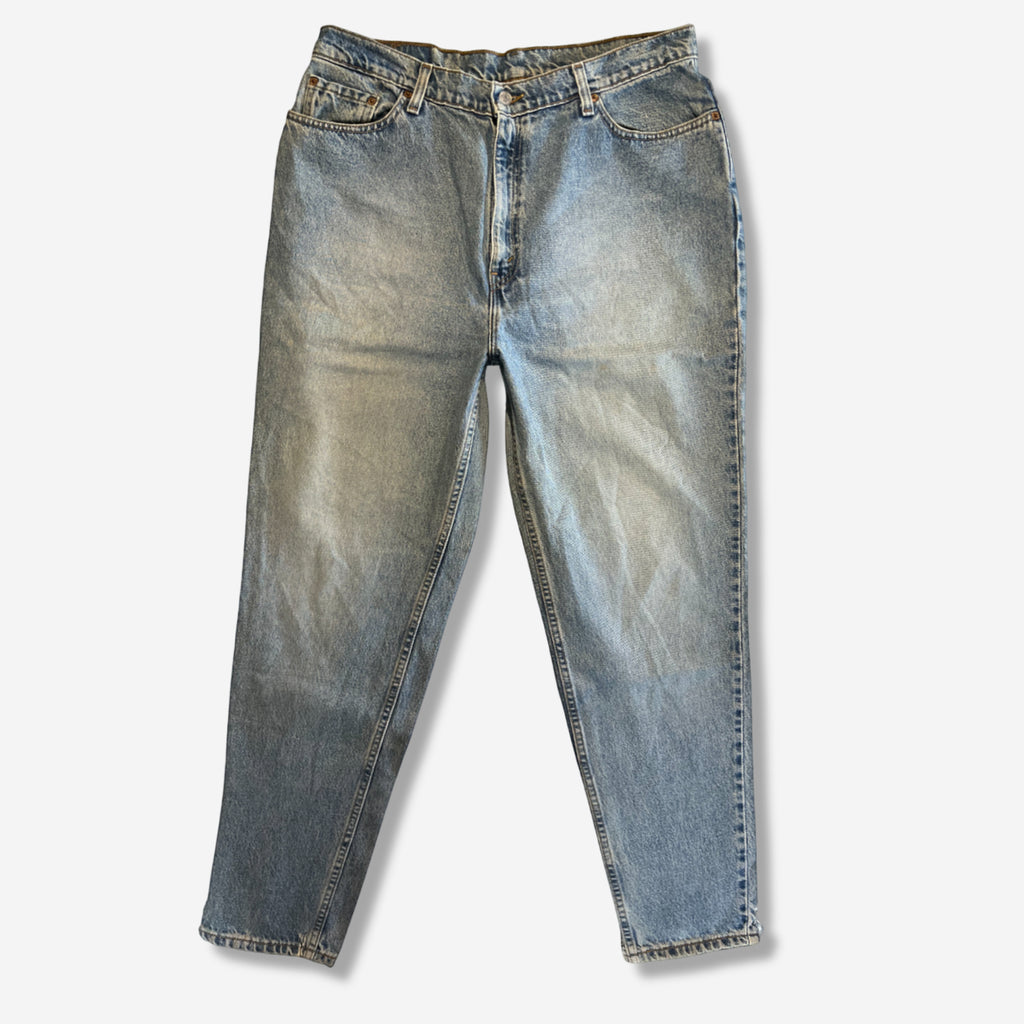 550' Classic Relaxed Fit Jeans (M)
