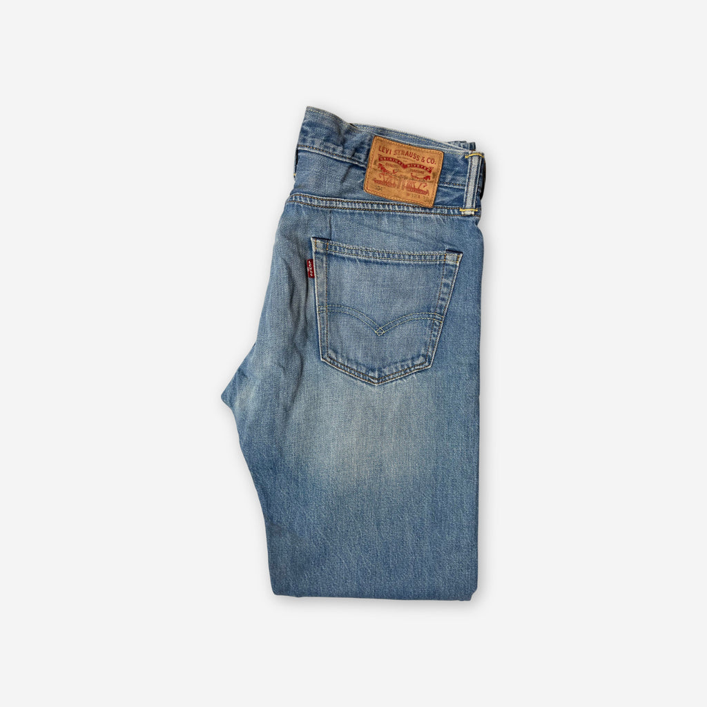 Levi's 504 Regular Straight Fit W32 x L32