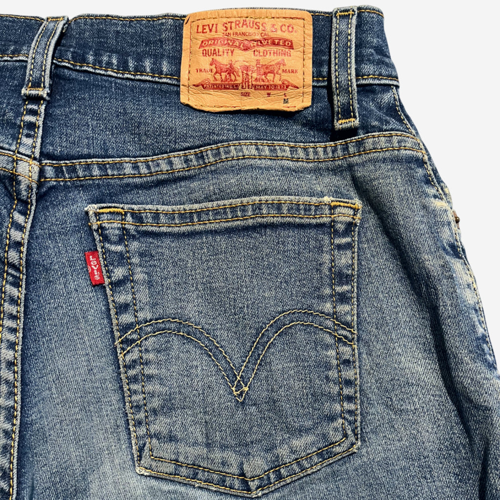 550' Classic Relaxed Fit Jeans (M)