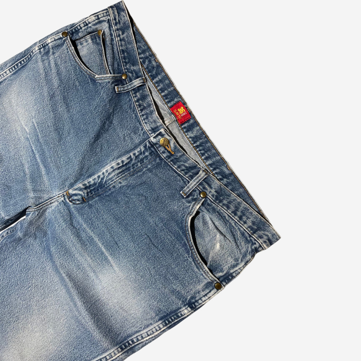 Wrangler Slim fit W42 x L32