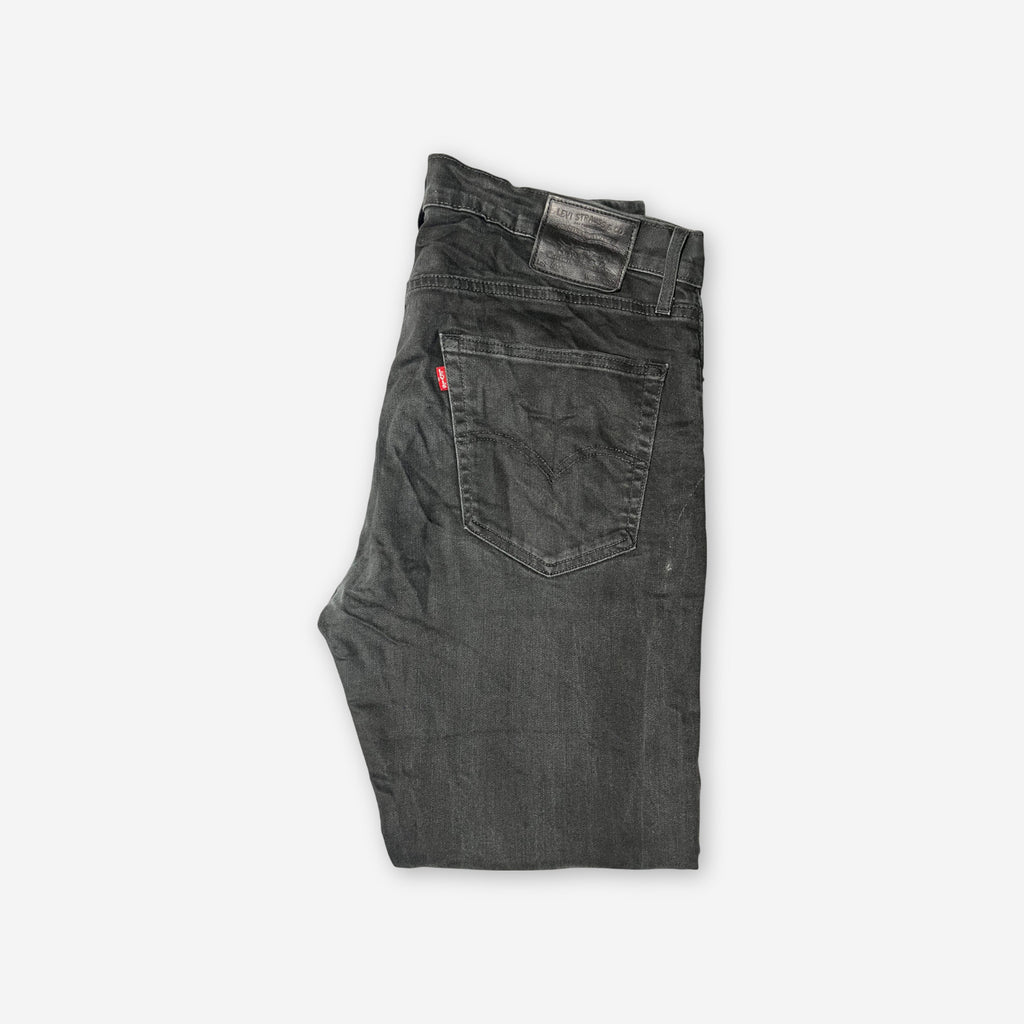 Levi's 502 Tapered Fit W36 x L32