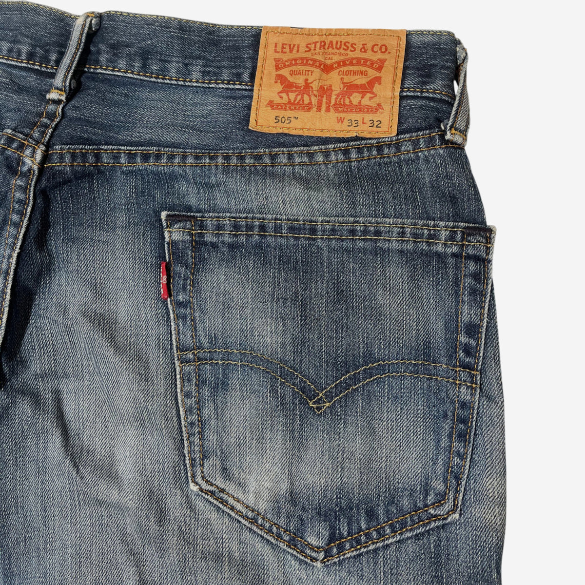 Levi's 505 Regular Fit W33 x L32