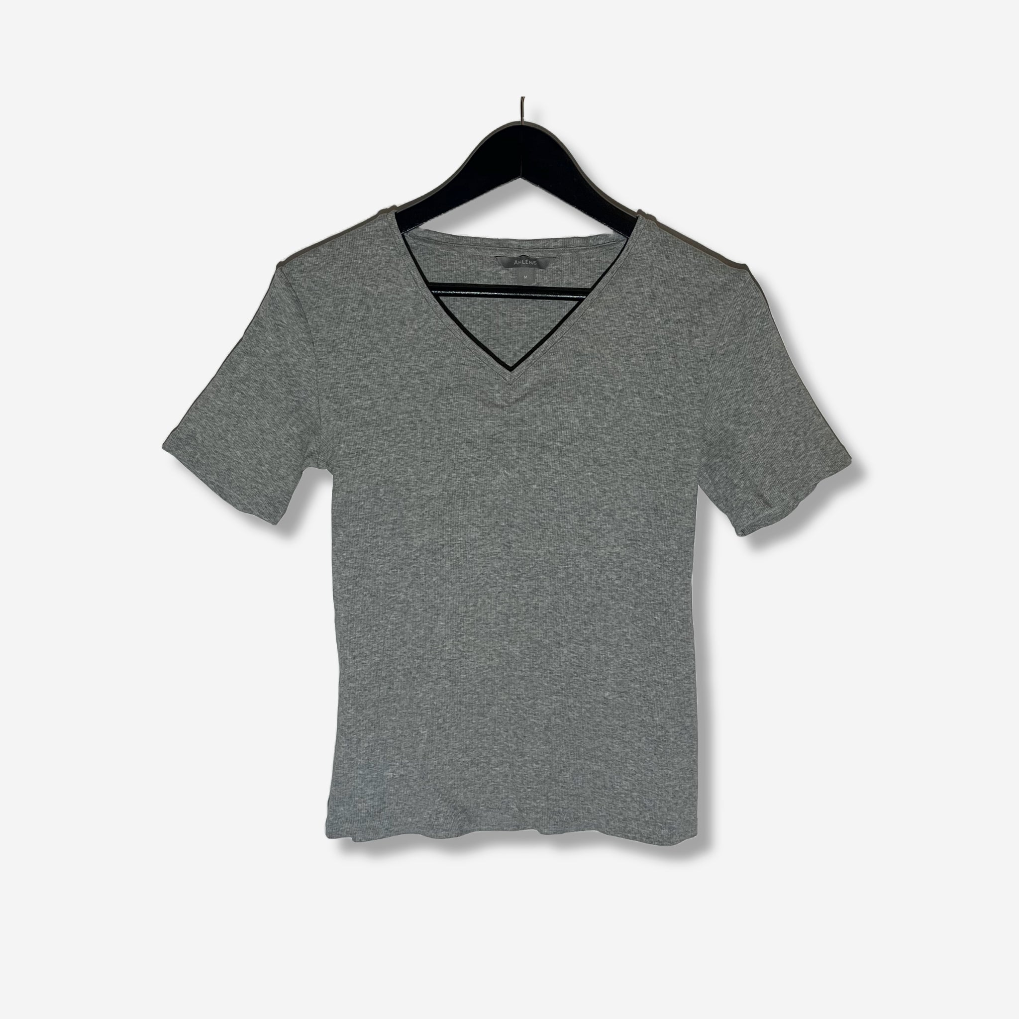 T-shirt - v-ringad (M) - Evinto