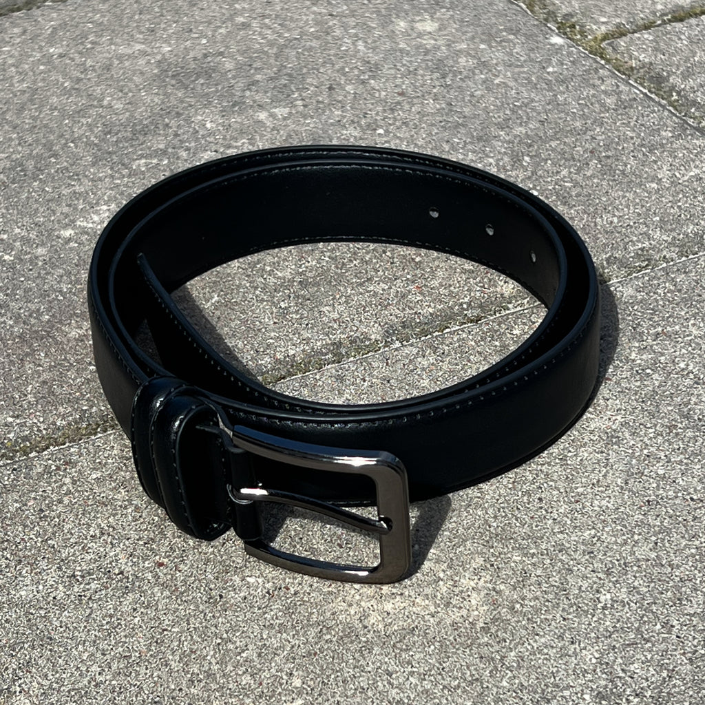 Svart skärp - Evinto