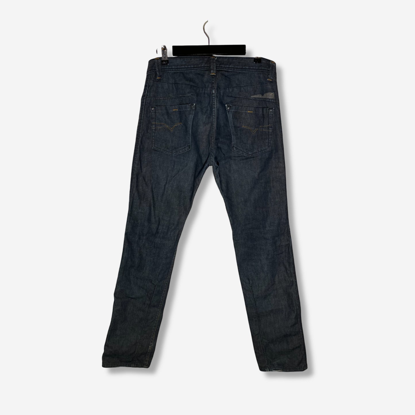 Regular Slim Tapered Jeans (W32 x L34)