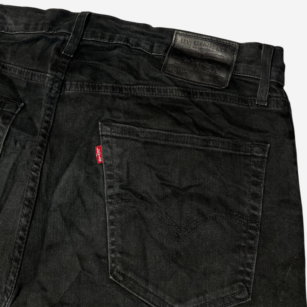 Levi's 502 Tapered Fit W36 x L32