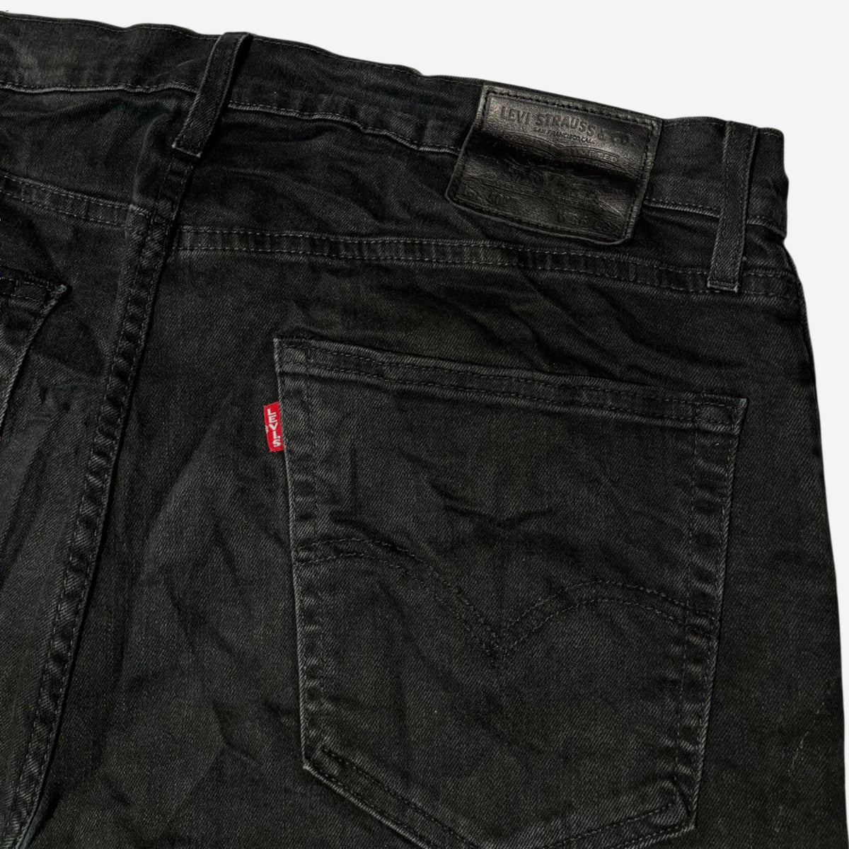 Levi's 502 Tapered Fit W36 x L32