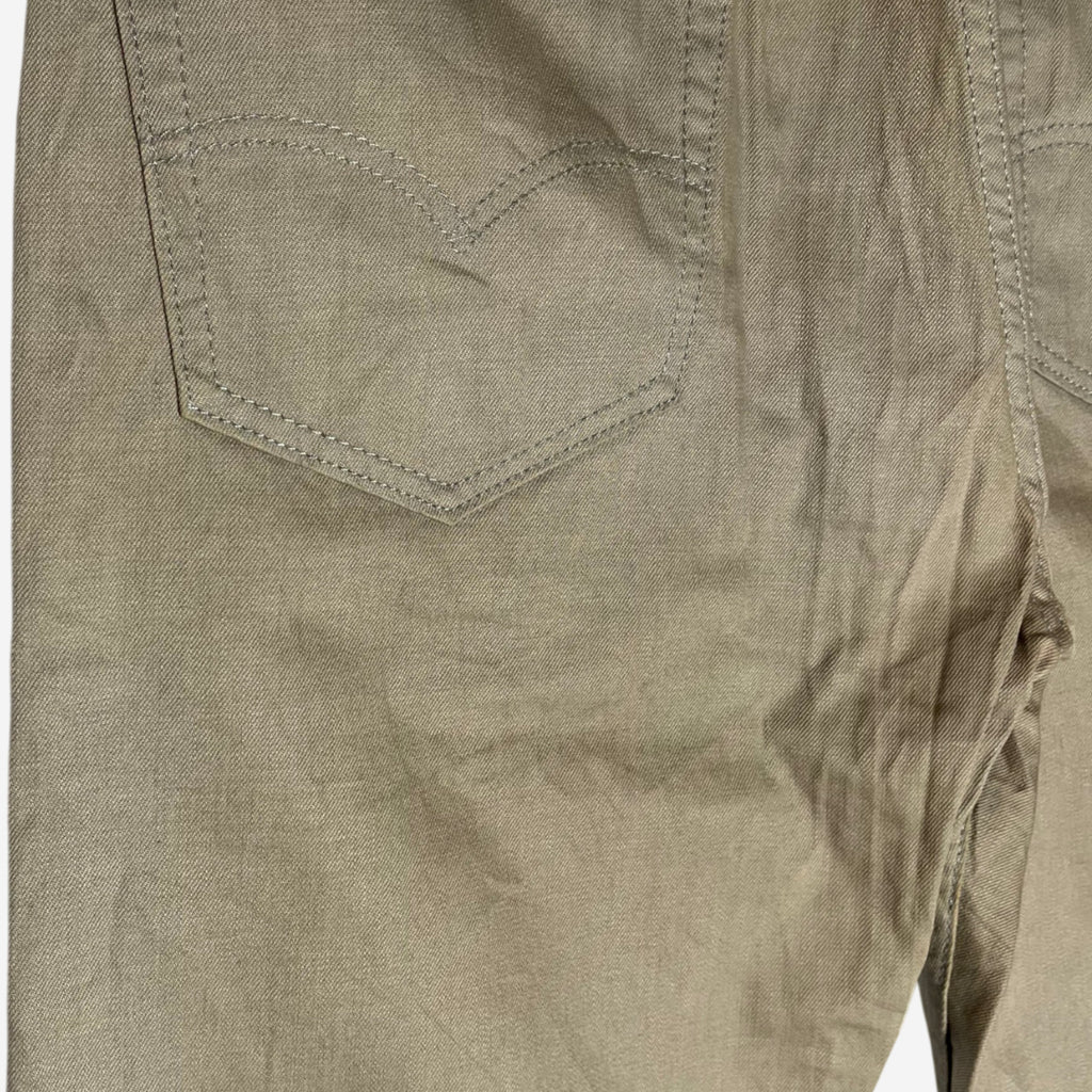 Levi's 505 Regular Fit W34 x L28