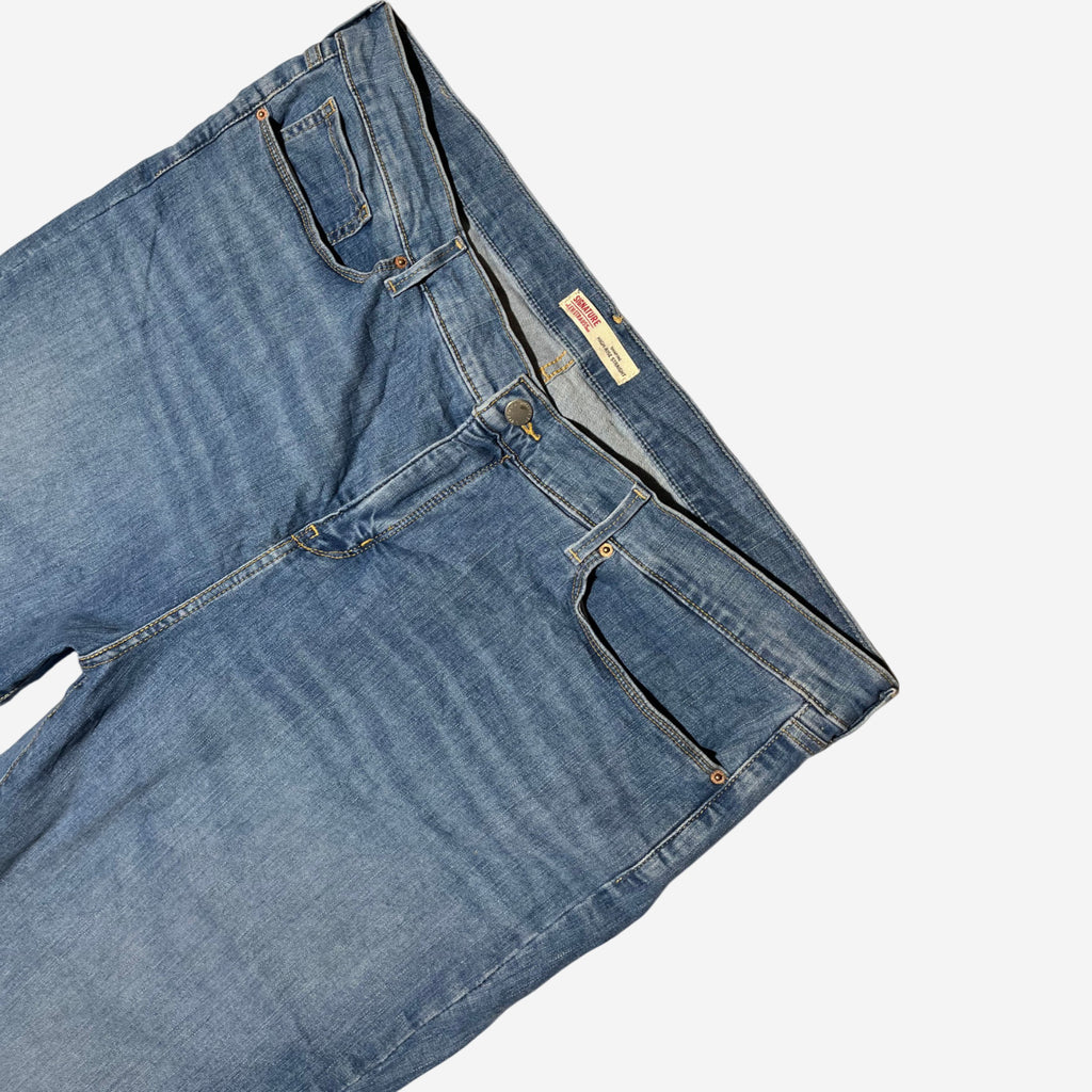 Levi's Straight fit W36 x L31