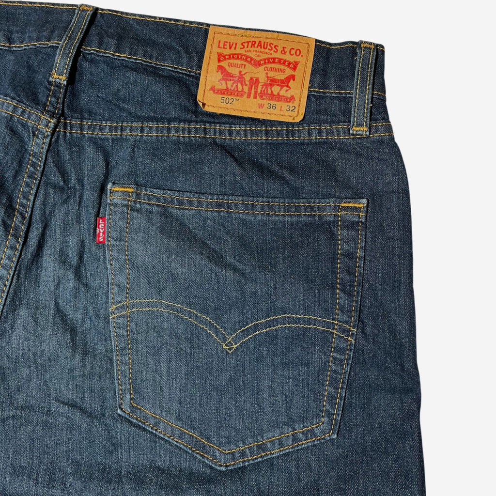 Levi's 502 Tapered Fit W36 x L32