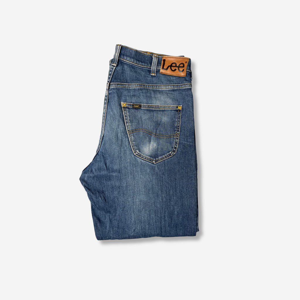 Straight Fit Jeans (W34 x L28) - Evinto