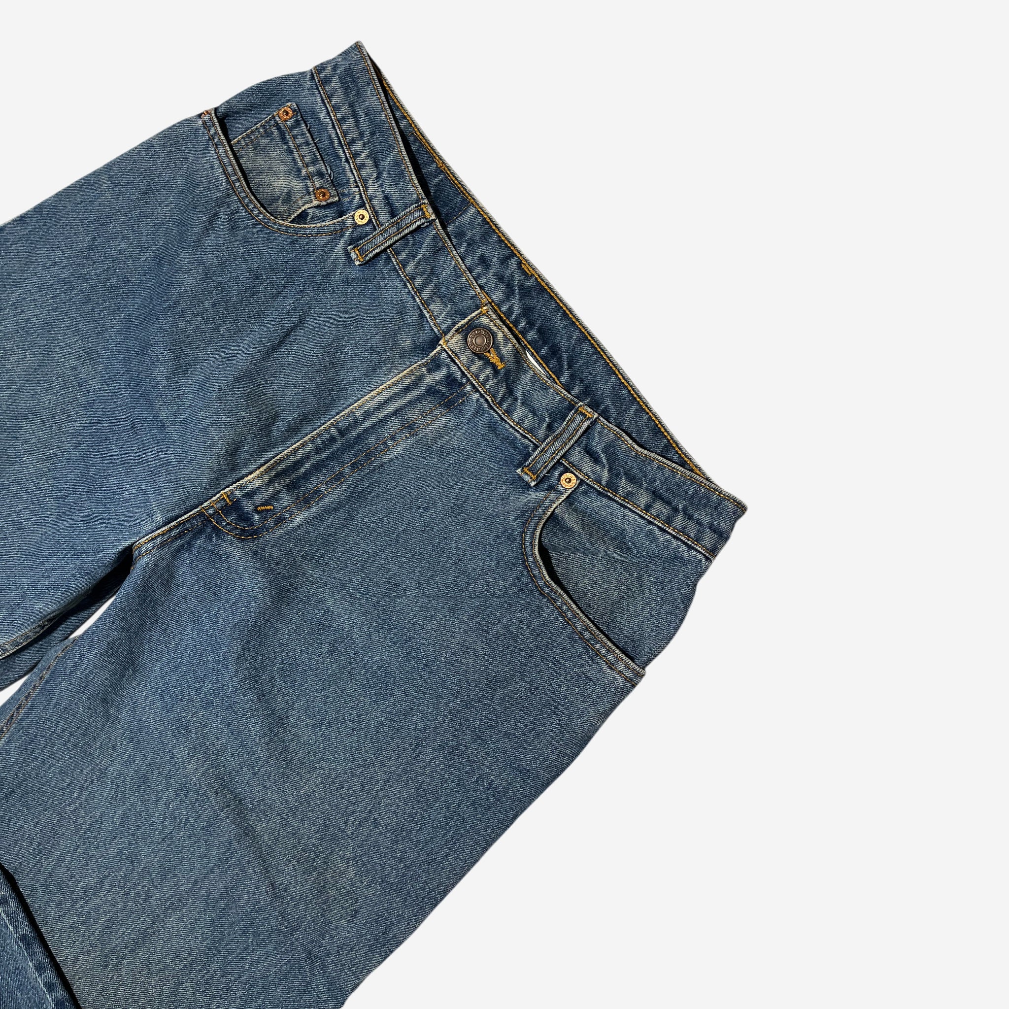 550' Relaxed Fit Jeans (W32 x L34)