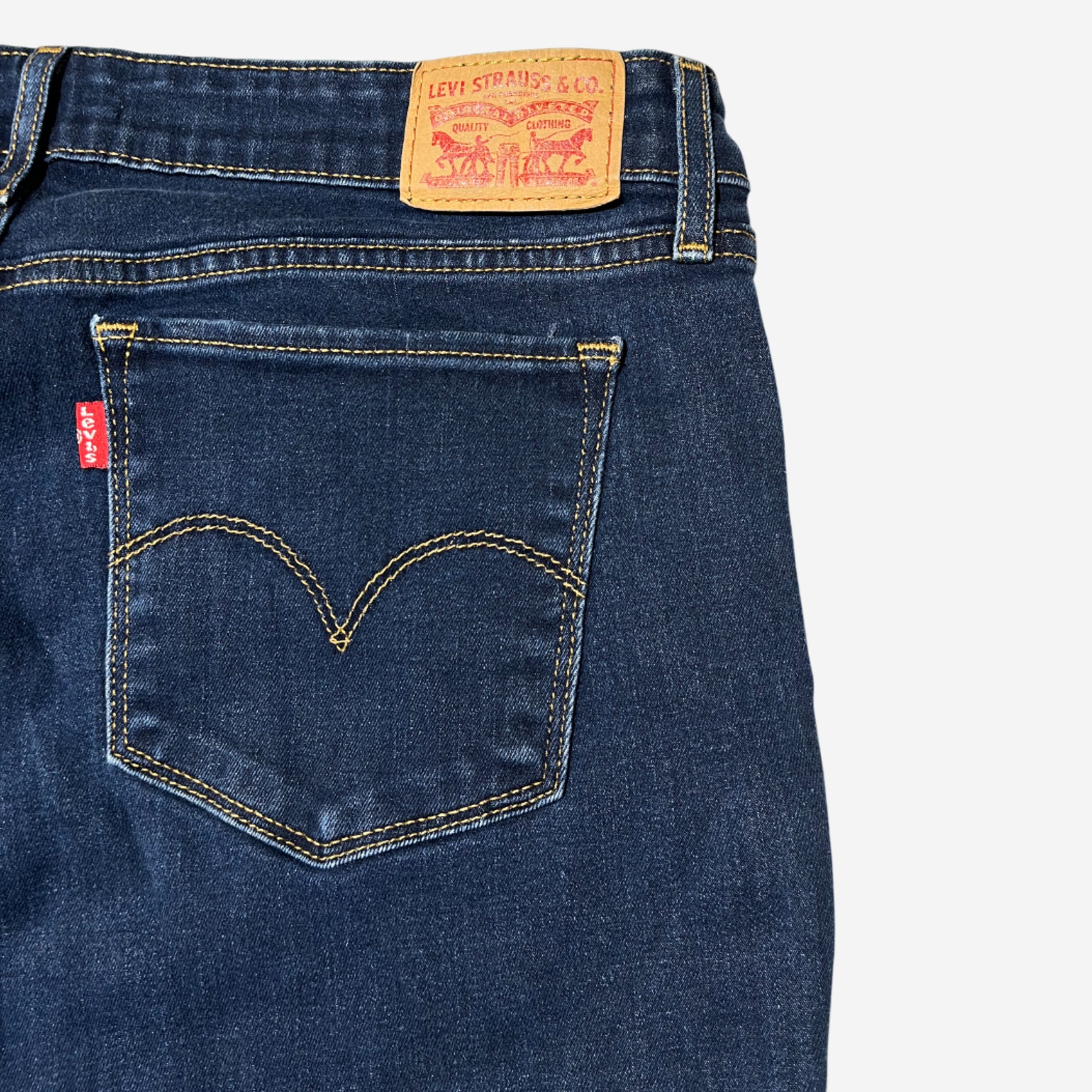 712' Slim Fit Jeans (W32 x L32)