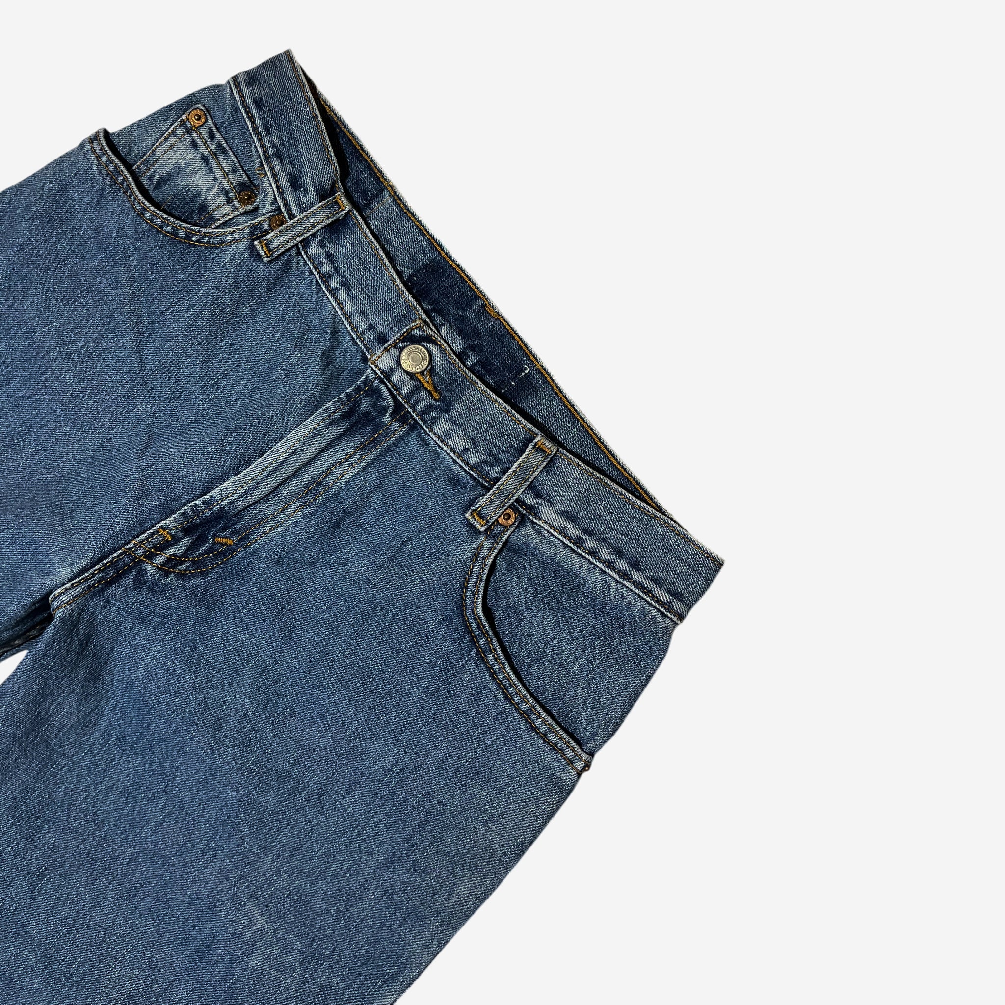 Tapered Fit Jeans (W33 x L30)