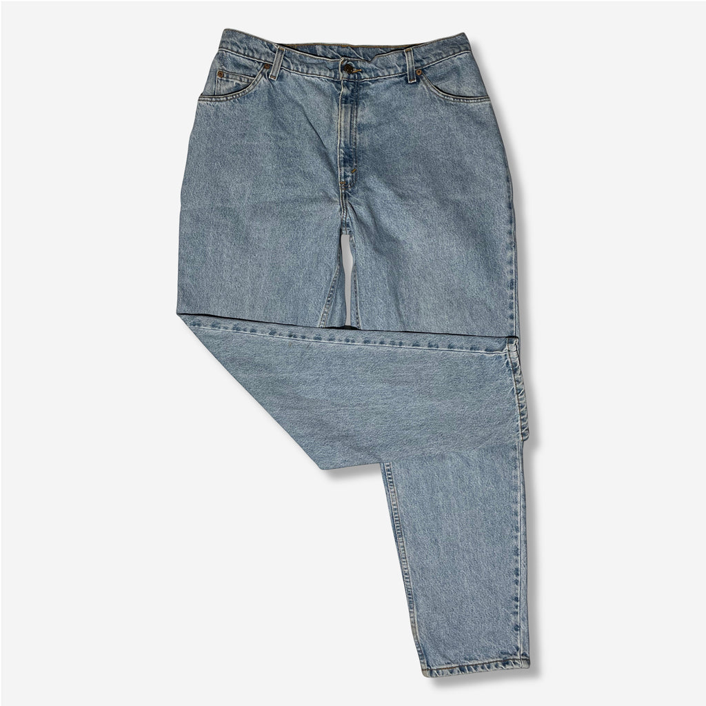 951' Relaxed Tapered Jeans (W34 x L30)