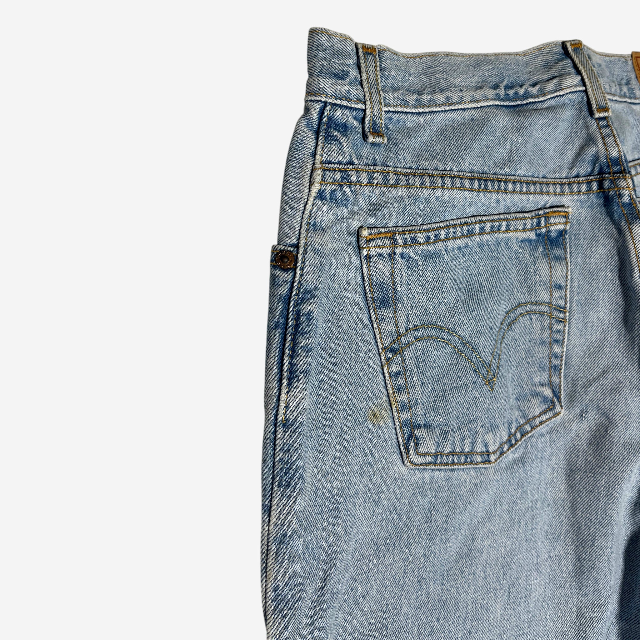 Tapered Fit Jeans (W32 x L28)