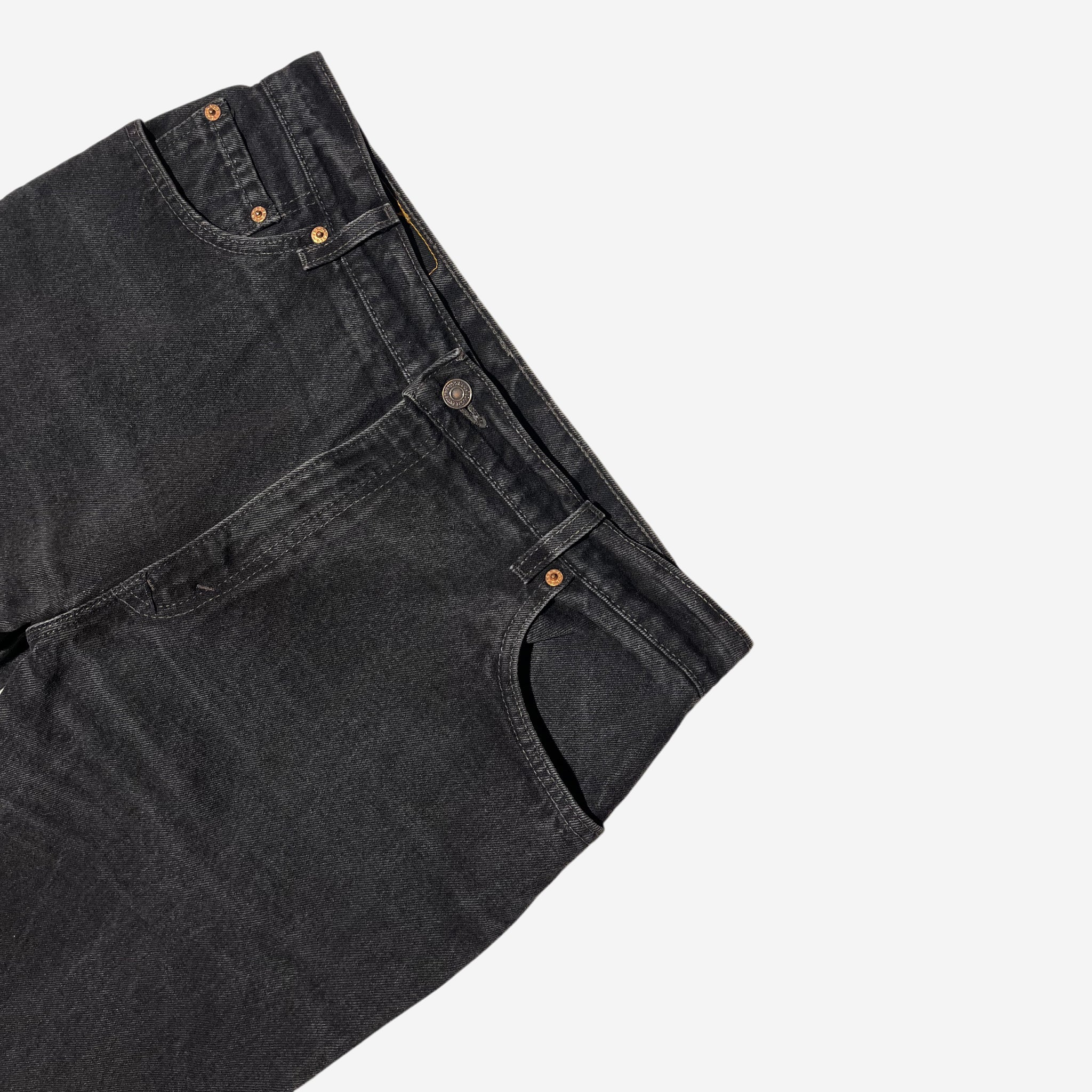 550' Relaxed Fit Jeans (W34 x L30)