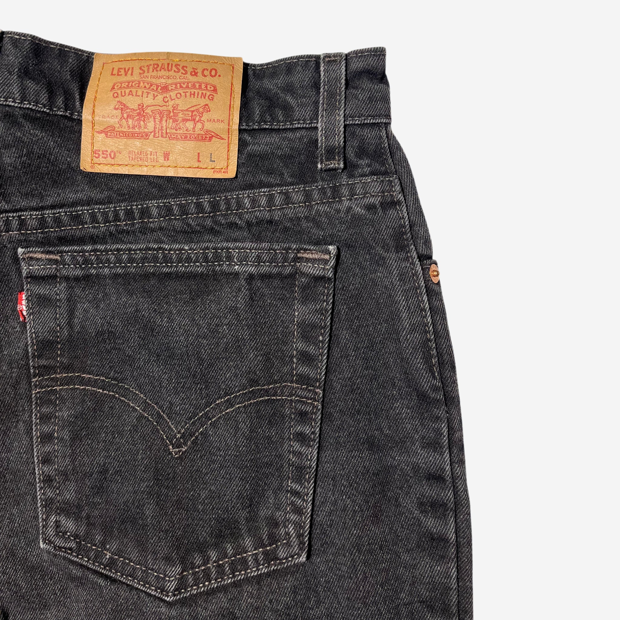 550' Relaxed Fit Jeans (W34 x L30)