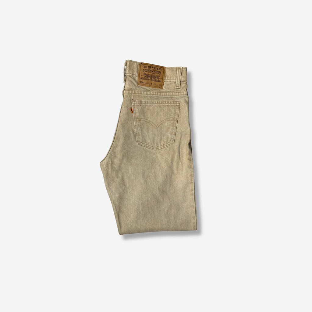 550' Relaxed Fit Jeans (W32 x L34)
