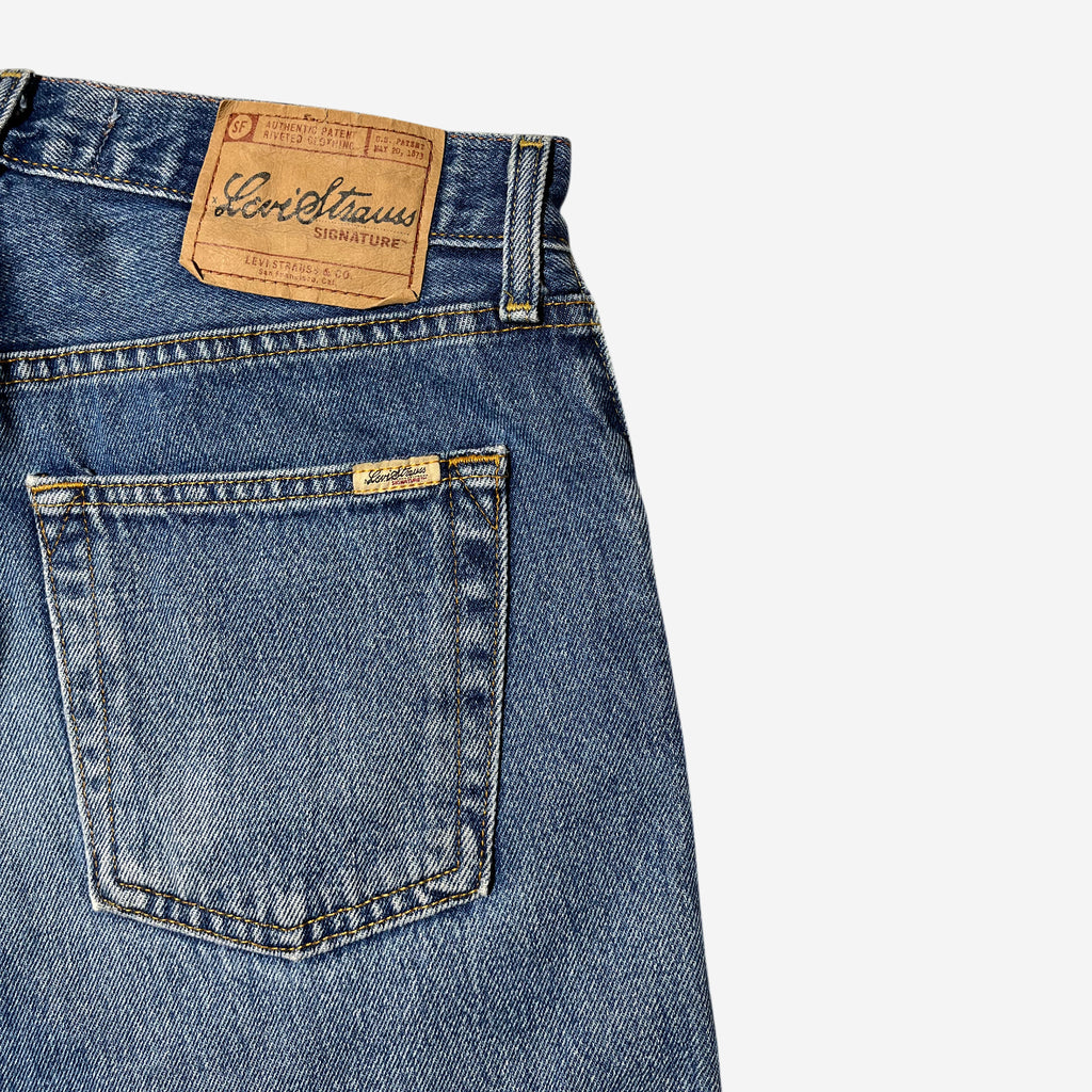 502' Tapered Fit Jeans (W32 x L32)