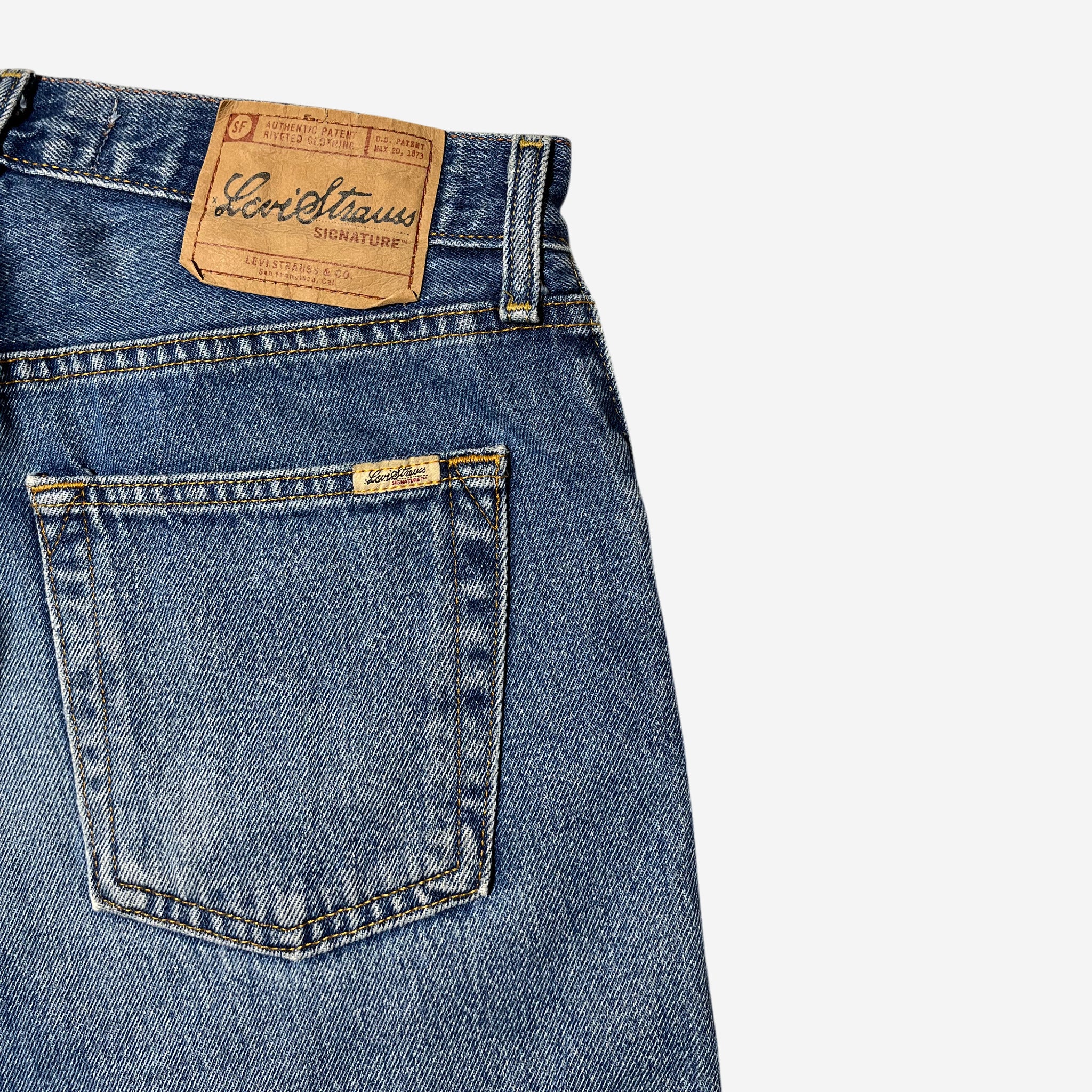 502' Tapered Fit Jeans (W32 x L32)