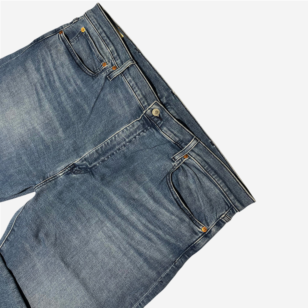 502' Tapered Fit Jeans (W42 x L34)