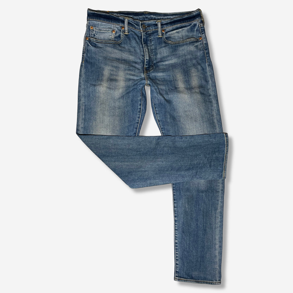 502' Tapered Fit Jeans (W34 x L34)