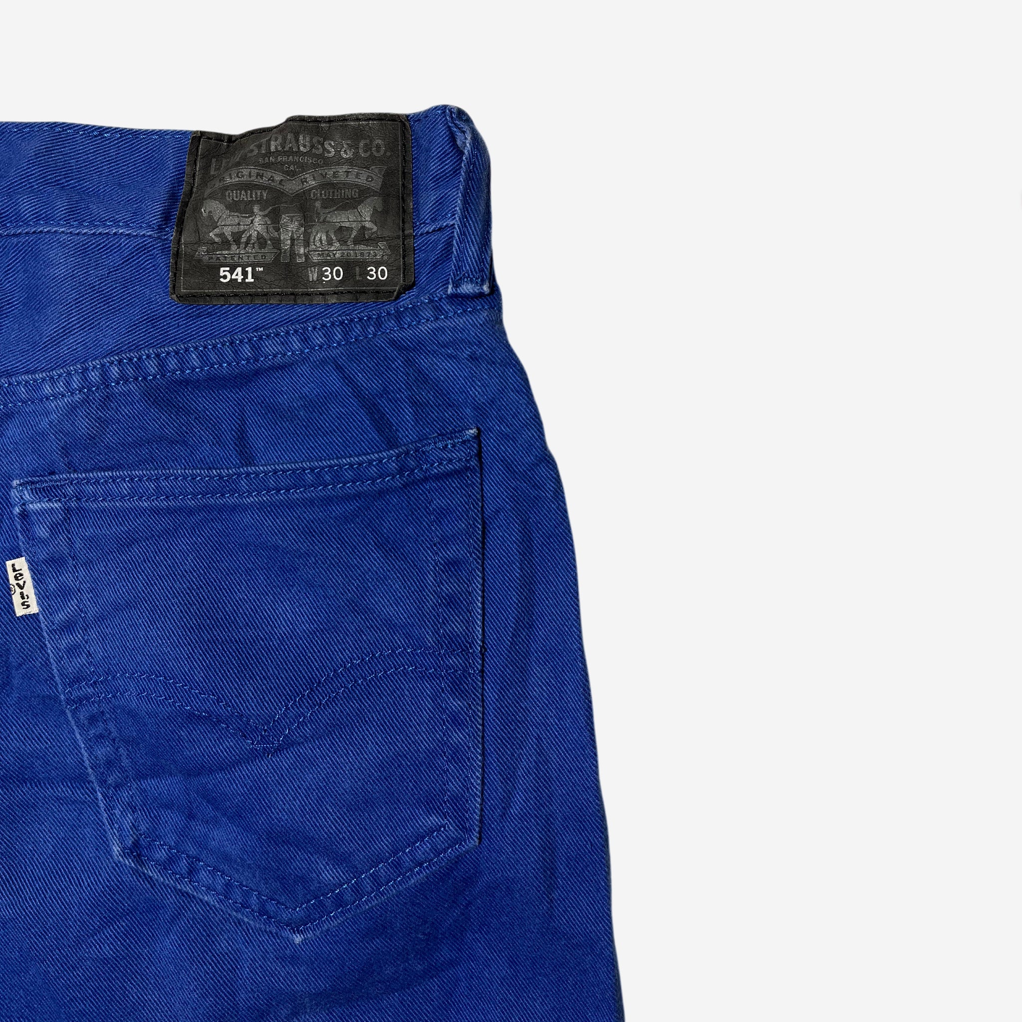 541' Athletic Tapered Fit Jeans (W30 x L30) - Evinto