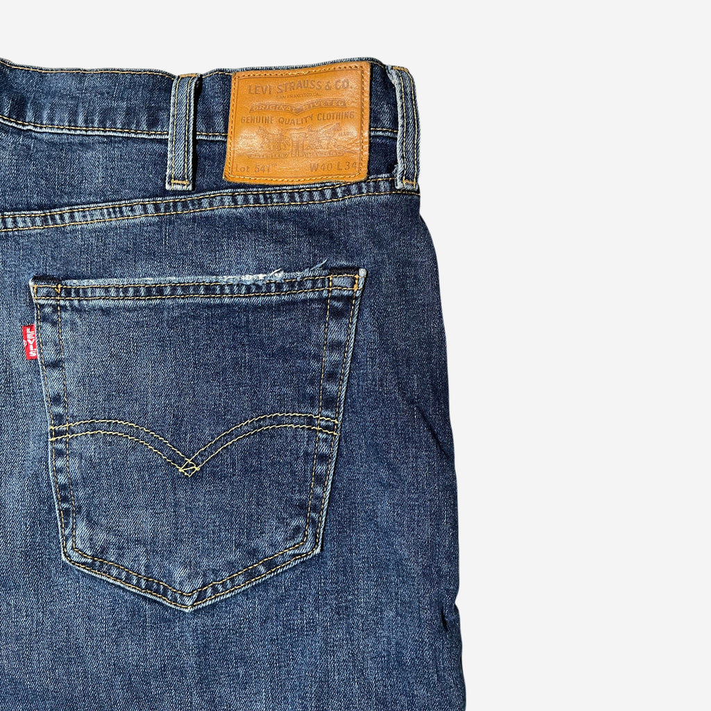 541' Athletic Taper Jeans (W40 x L34)