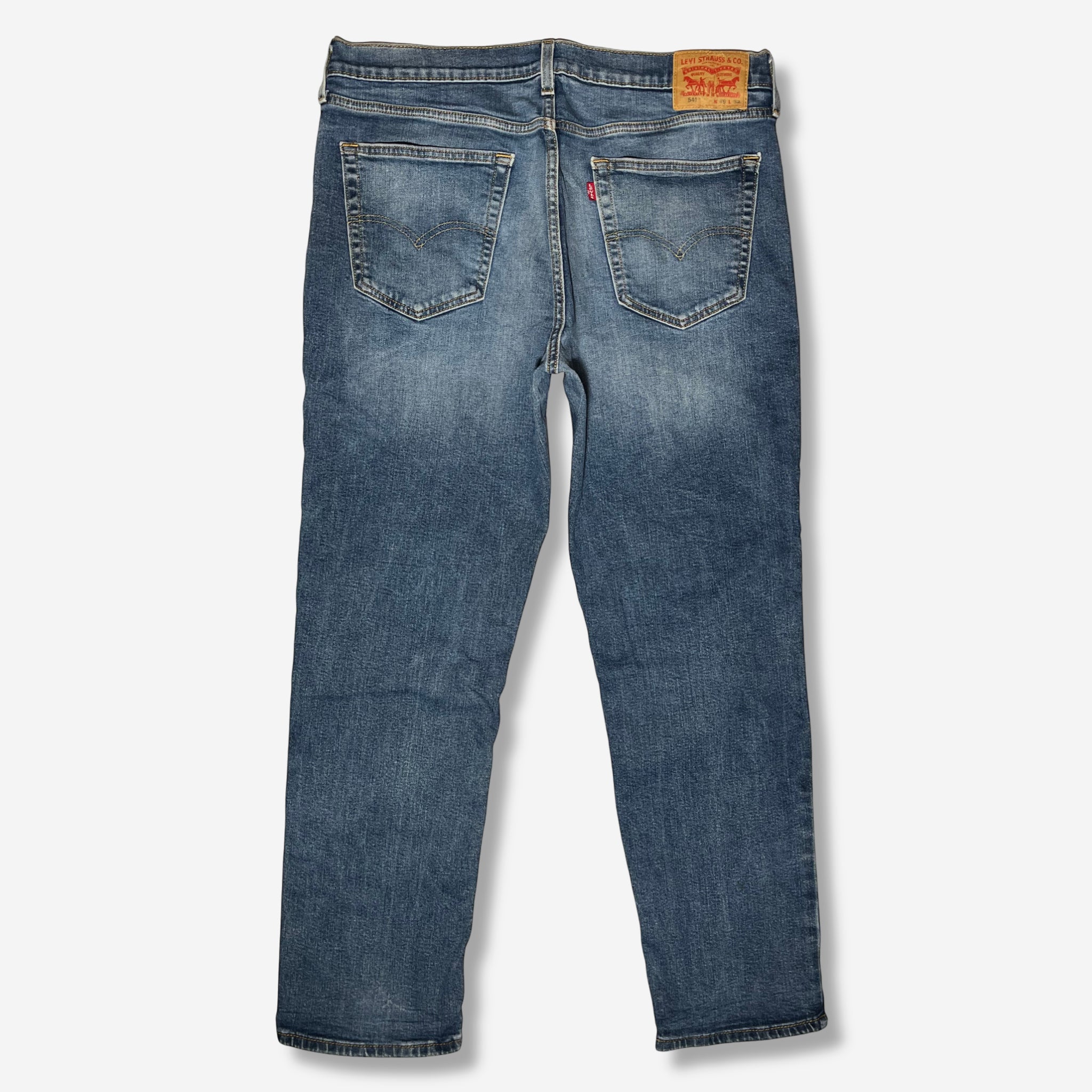 541' Athletic Taper Jeans (W36 x L32)