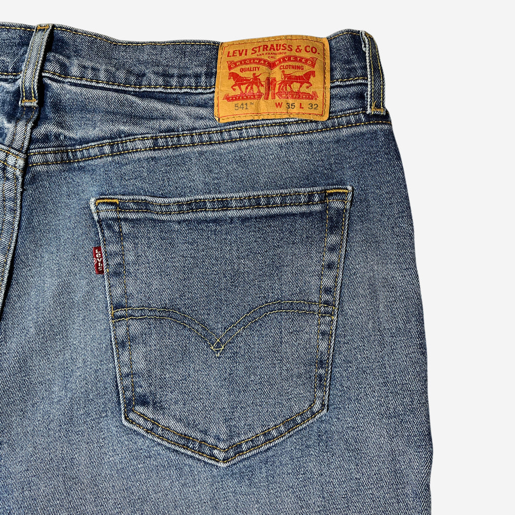 541' Athletic Taper Jeans (W35 x L32)