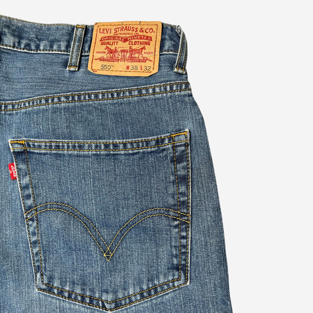 550' Relaxed Fit Jeans (W38 x L32) - Evinto