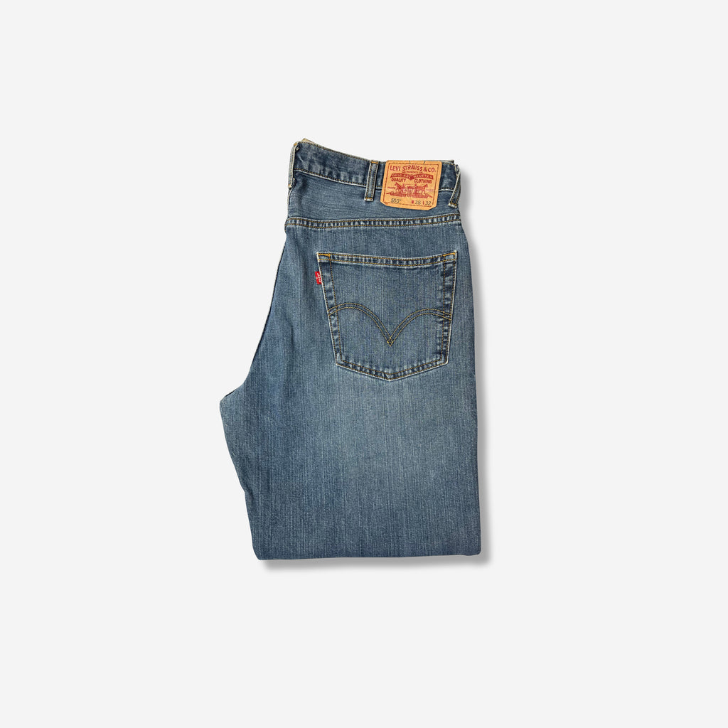 550' Relaxed Fit Jeans (W38 x L32) - Evinto