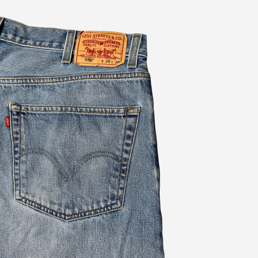 550' Relaxed Fit Jeans (W36 x L34)