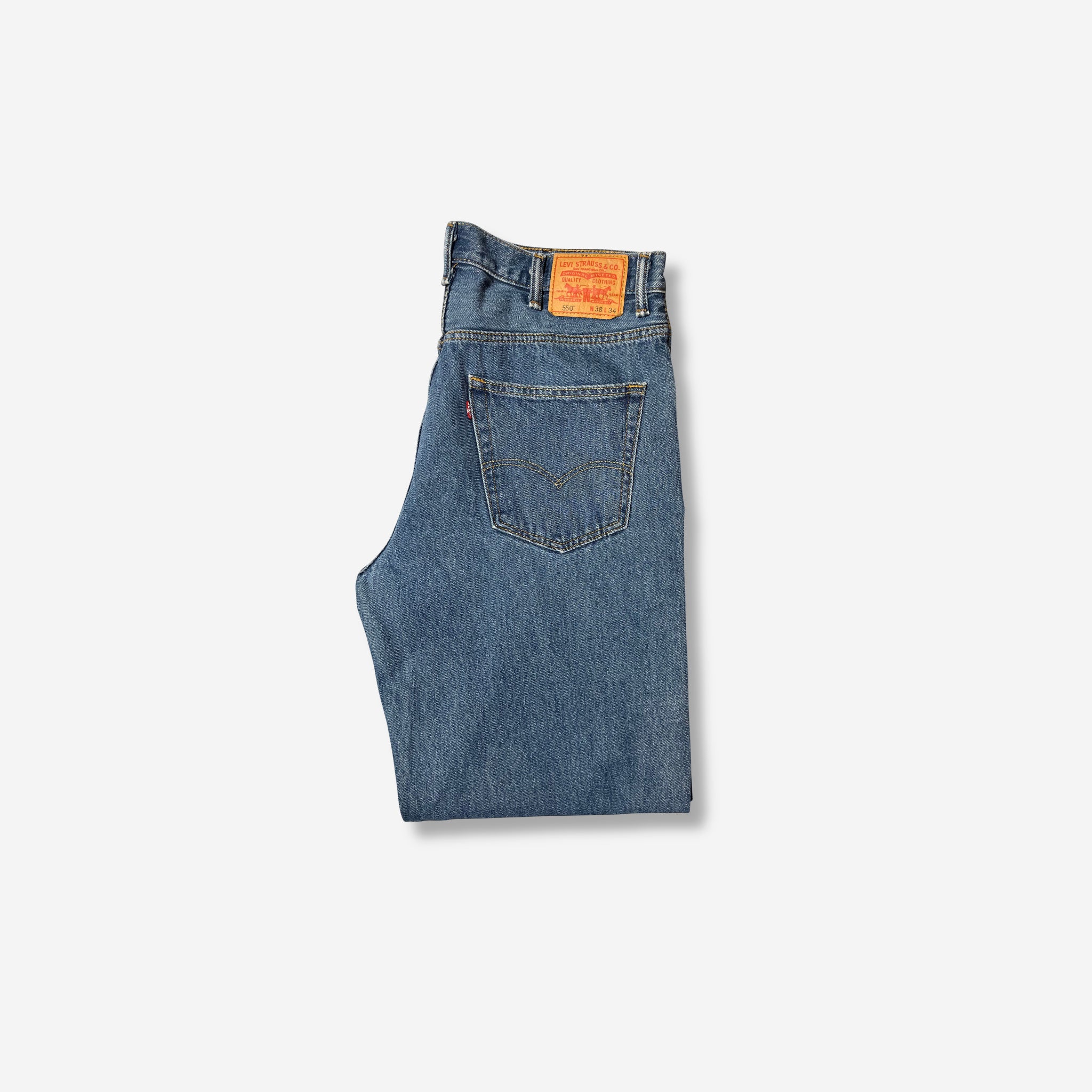 550' Relaxed Fit Jeans (W38 x L34)