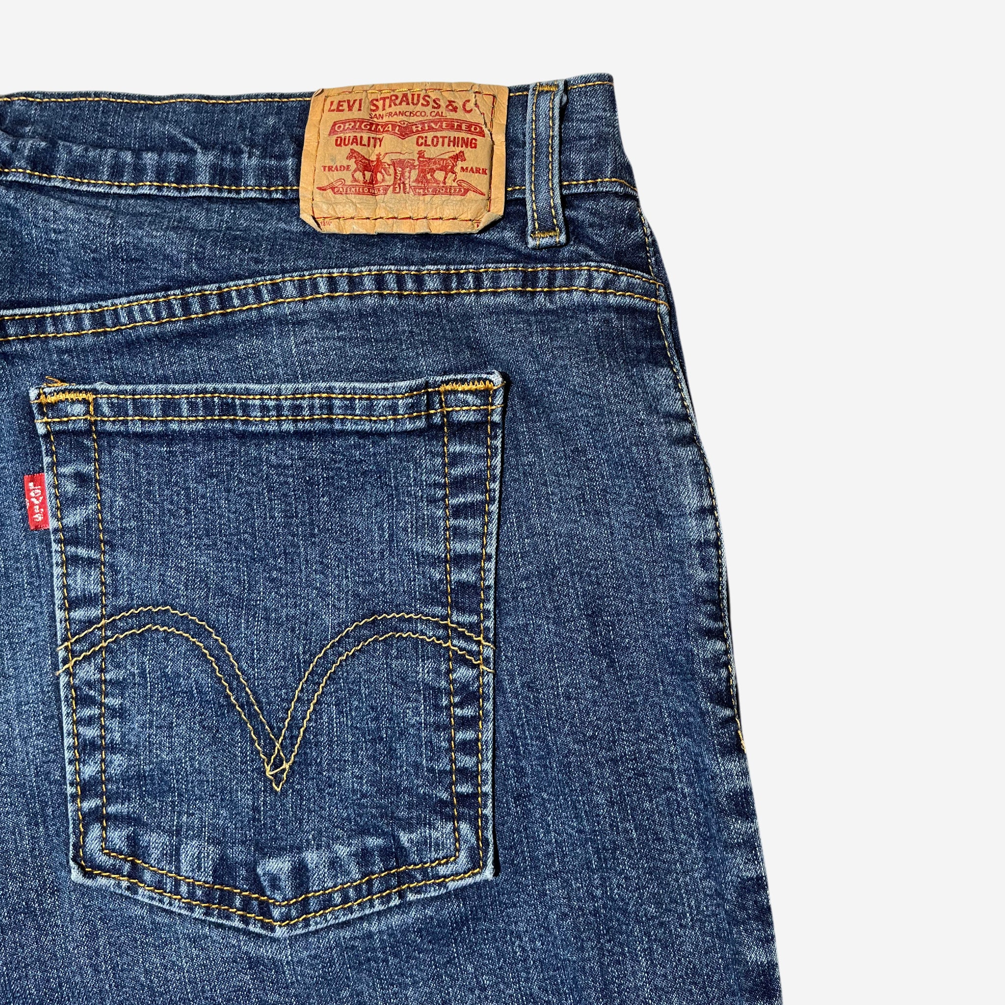 550' Relaxed Bootcut Jeans (W33 x L34)