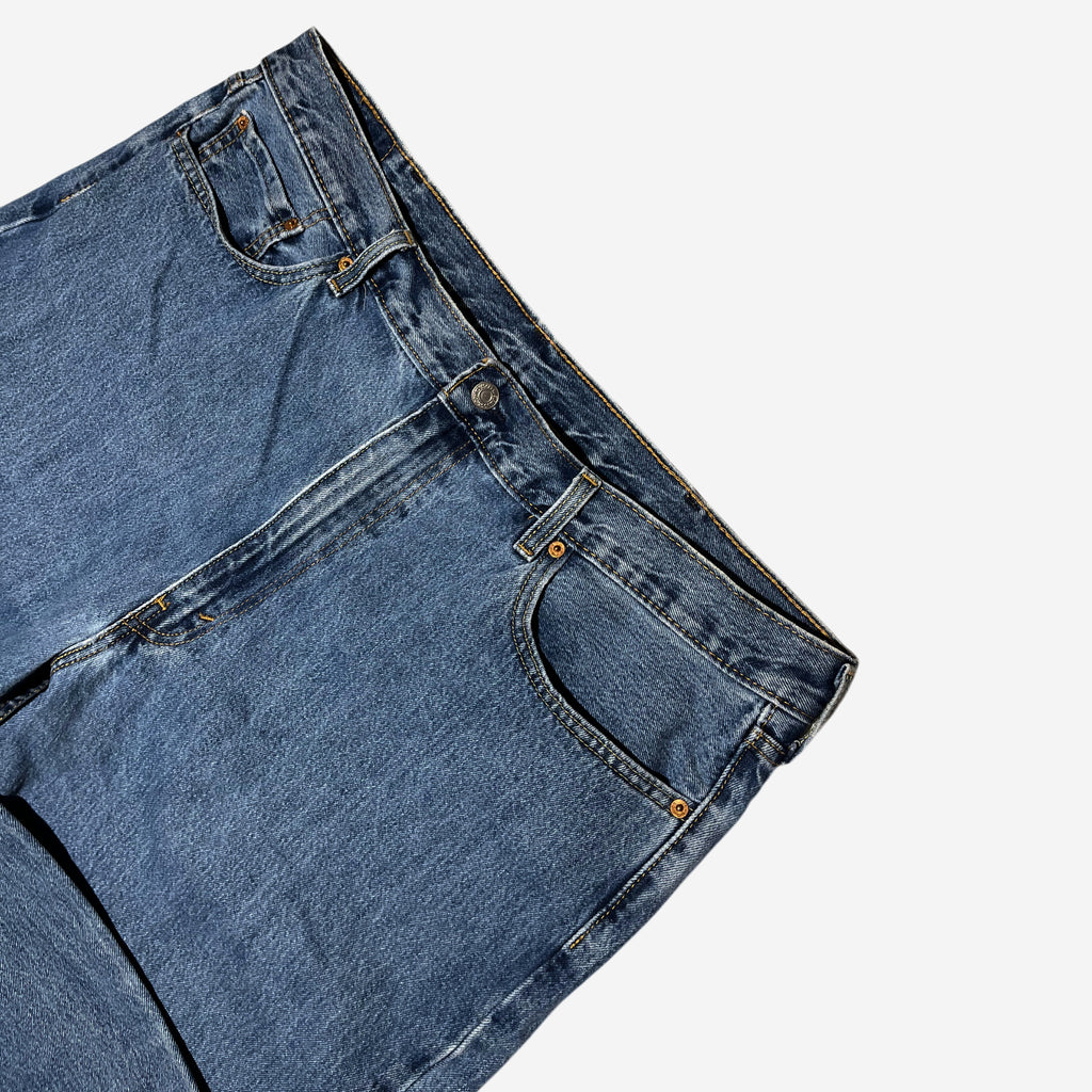 550' Relaxed Fit Jeans (W42 x L30)