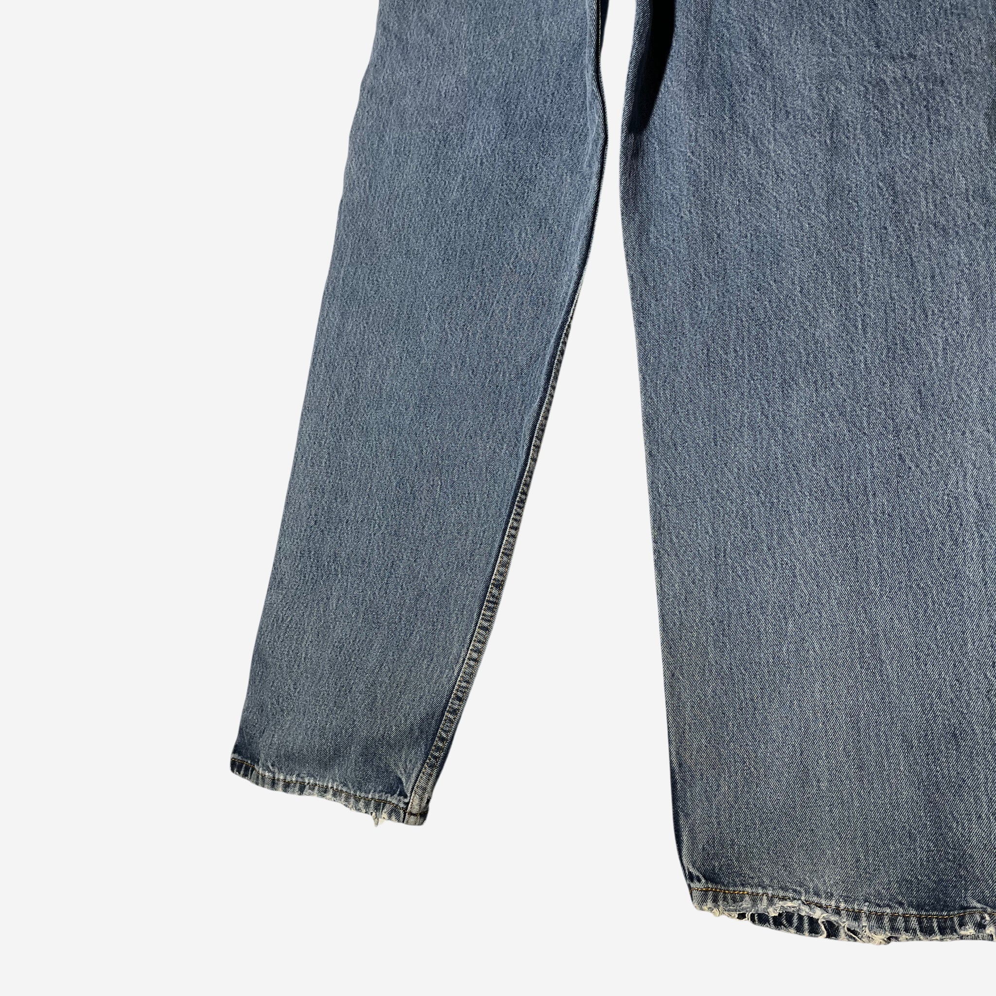550' Relaxed Fit Jeans (W42 x L34)