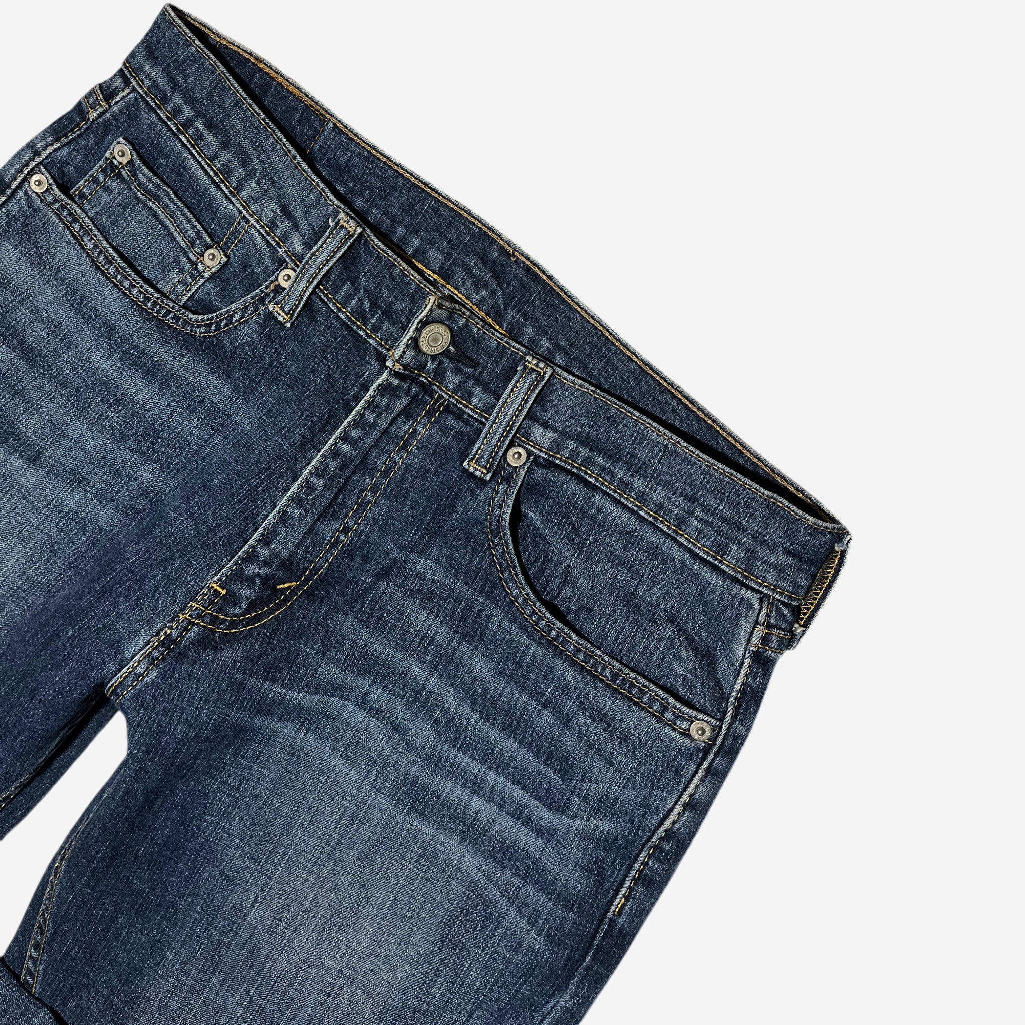 559' Relaxed Straight Fit Jeans (W32 x L30) - Evinto