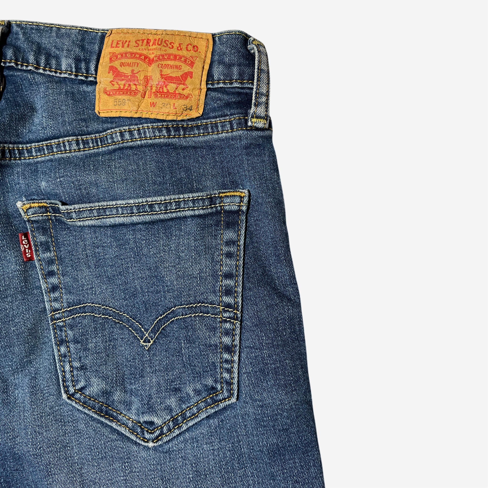 559' Relaxed Straight Fit Jeans (W30 x L34) - Evinto
