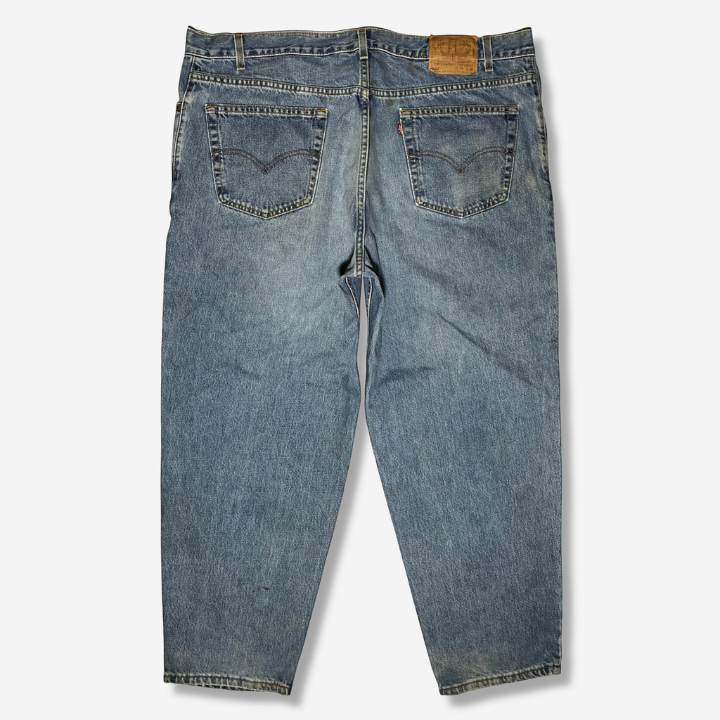 560' Loose Fit Jeans (W46 x L30)