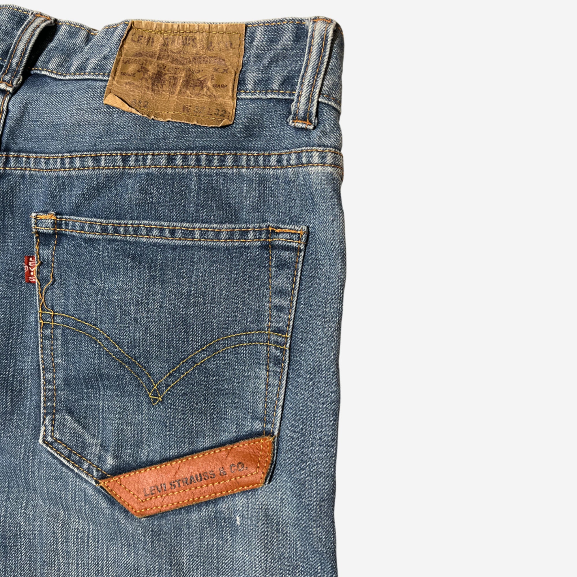 612' Straight Fit Vintage Jeans (W32 x L32) - Evinto