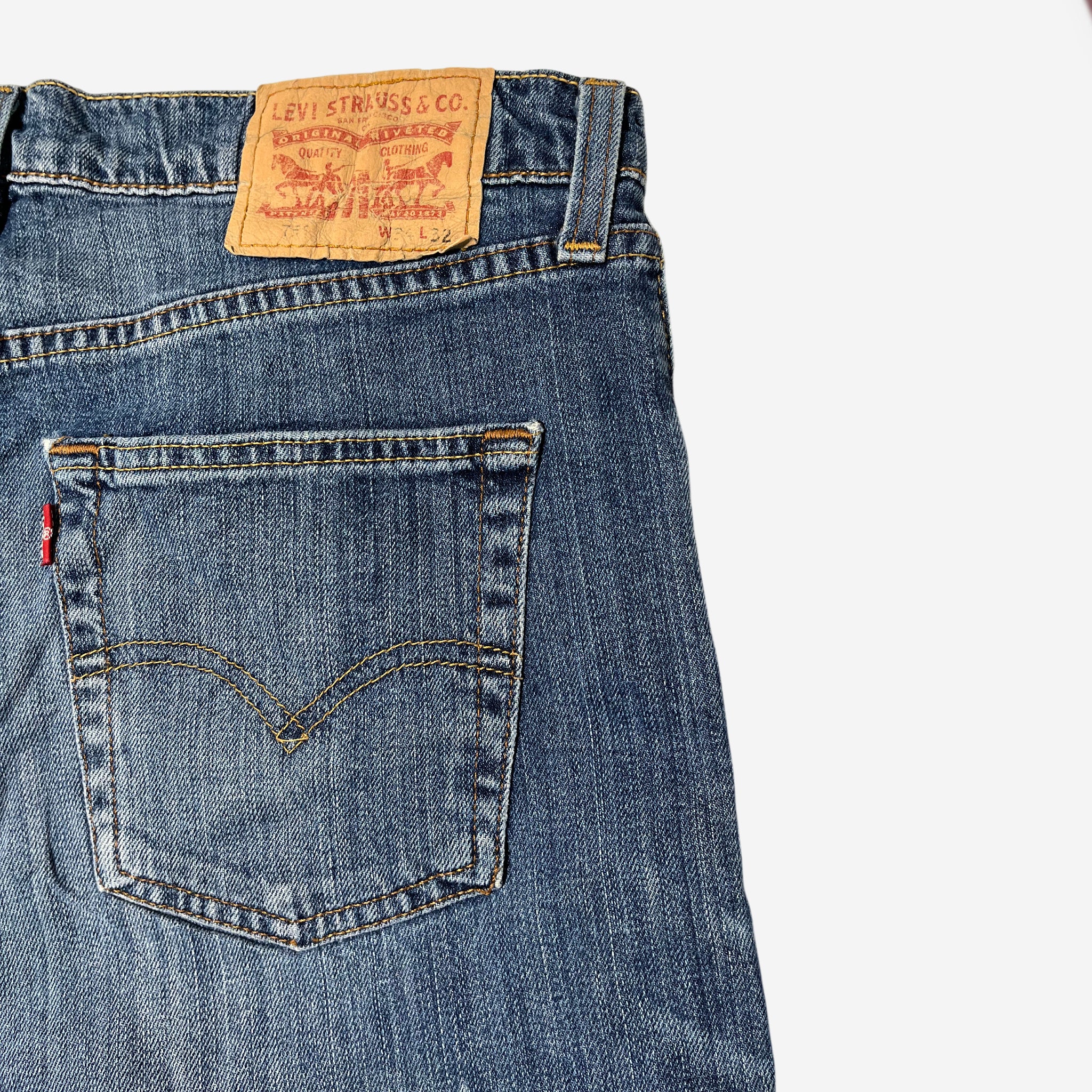 751' Regular Fit Jeans (W34 x L32) - Evinto