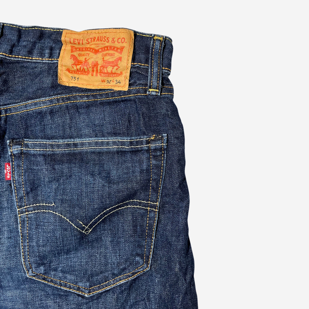 751' Straight Fit Jeans (W32 x L34) - Evinto