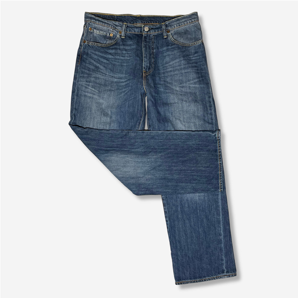 751' Straight Fit Jeans (W34 x L30)
