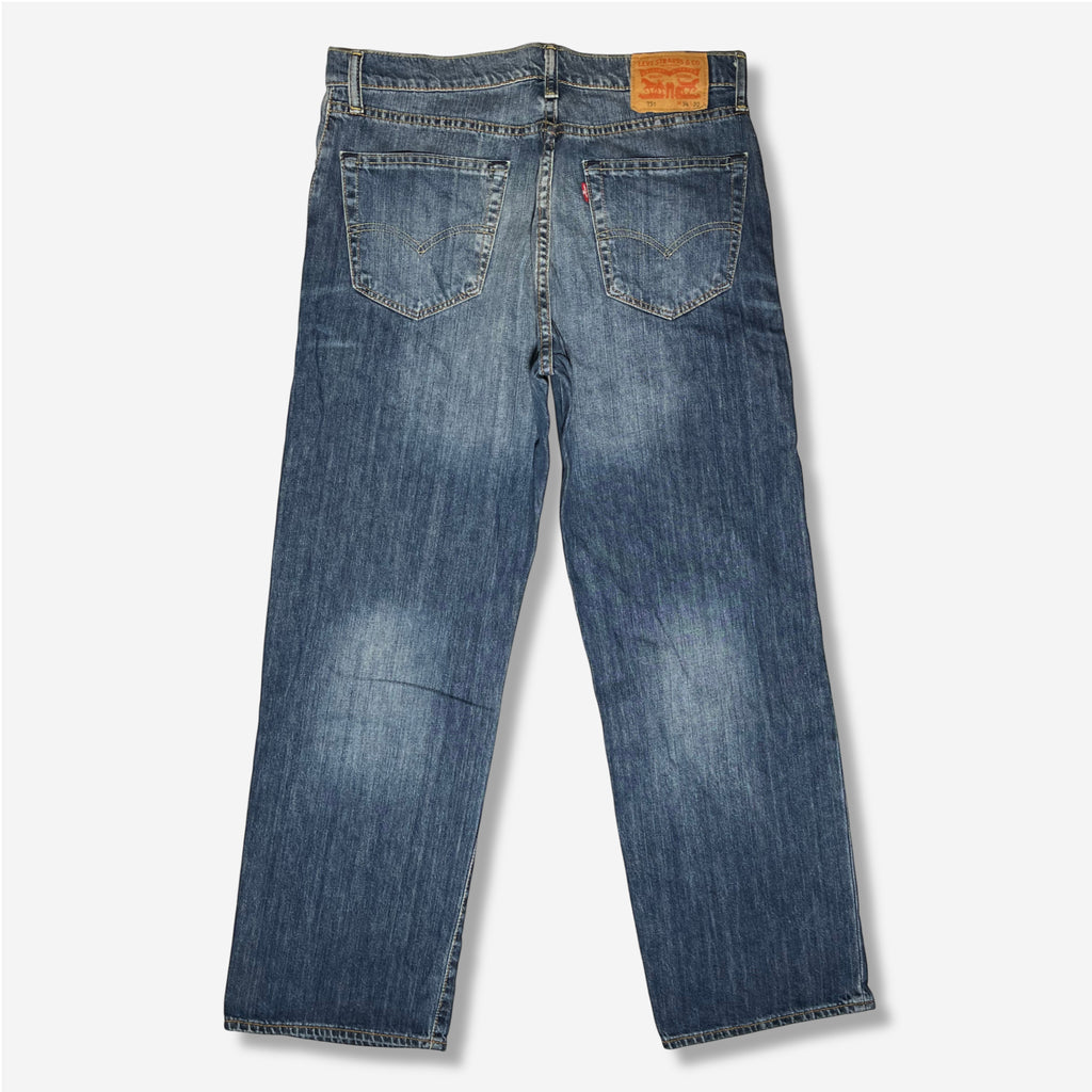 751' Straight Fit Jeans (W34 x L30)