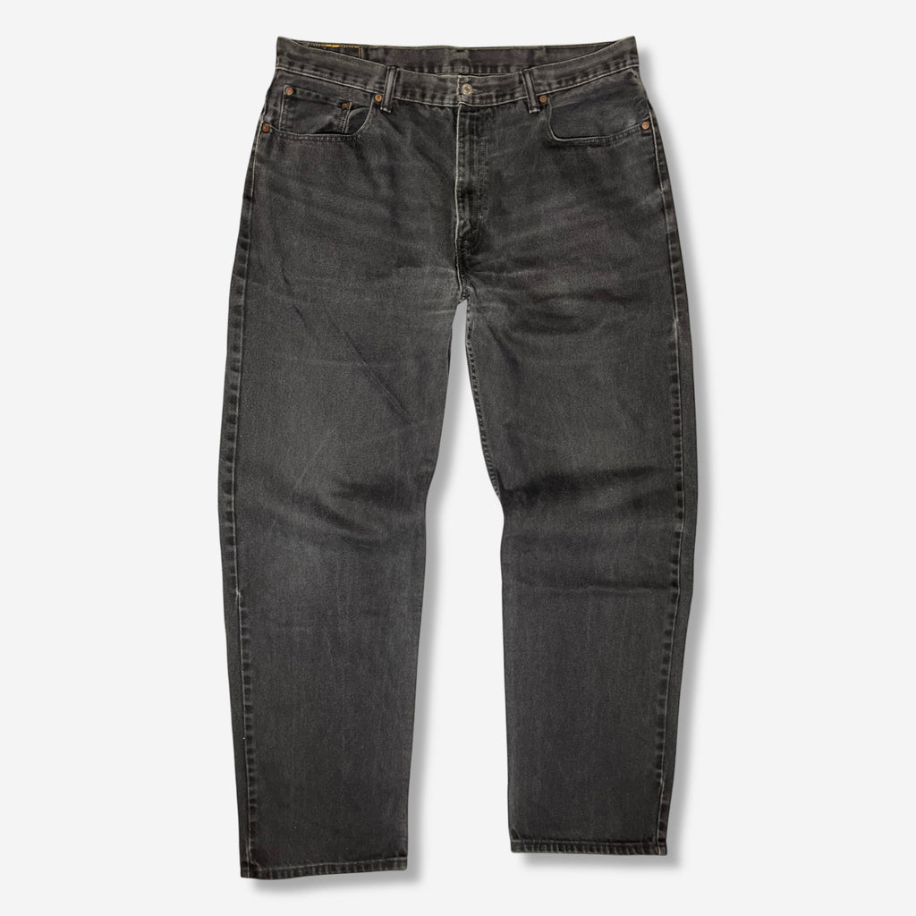 550' Relaxed Fit Jeans (W40 x L34)