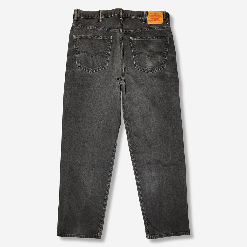550' Relaxed Fit Jeans (W40 x L34)
