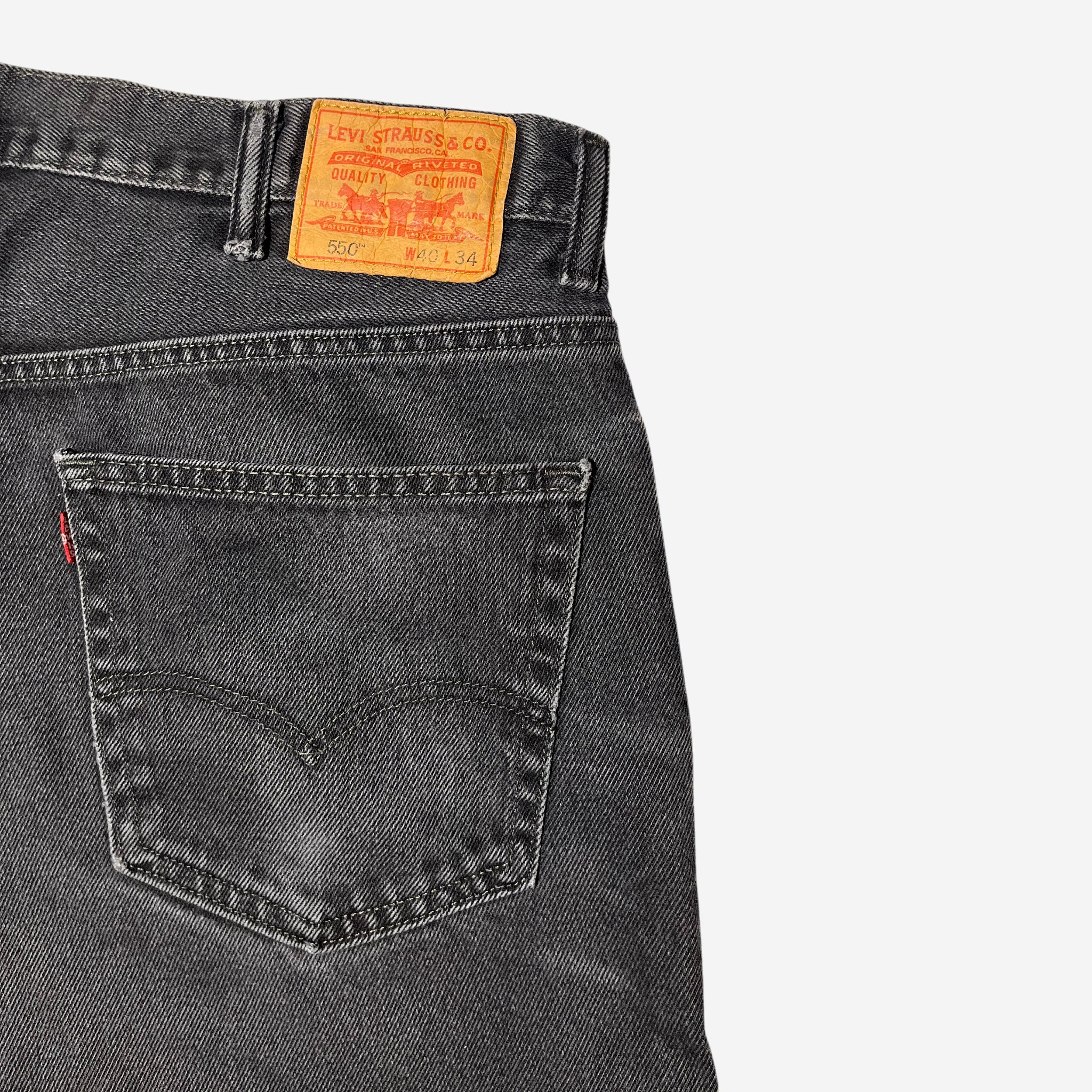 550' Relaxed Fit Jeans (W40 x L34)